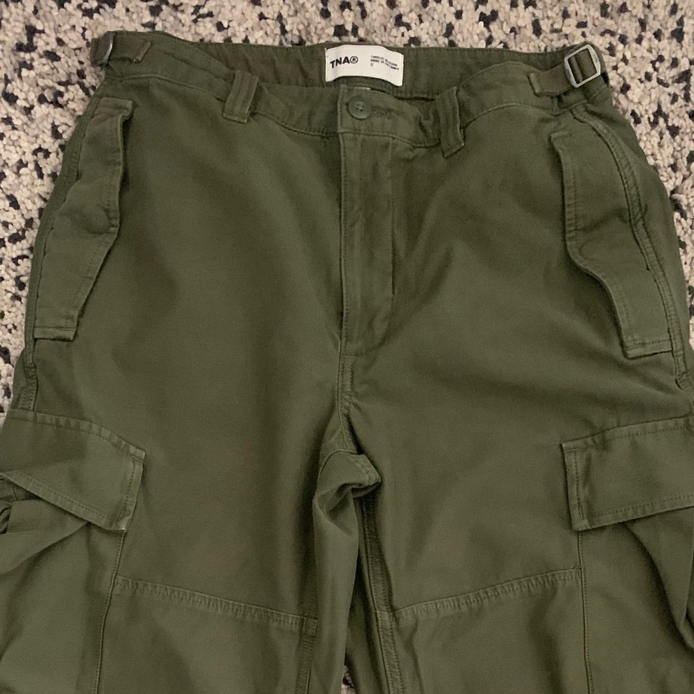Aritzia TNA Supply Cargo Pants Green Women's 6 Wide Leg